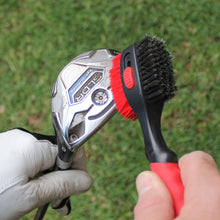 Load image into Gallery viewer, Clean 18 Golf Wet/Dry Towel &amp; Magnetic Release Brush Combo - Red
